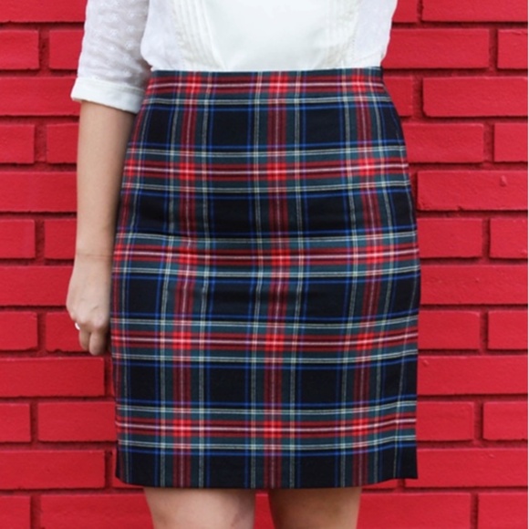 JCREW WOMENS WOOL BLEND PLAID HOLIDAY WINTER PENCIL SKIRT RED TARTAN SIZE 10 - Picture 1 of 7